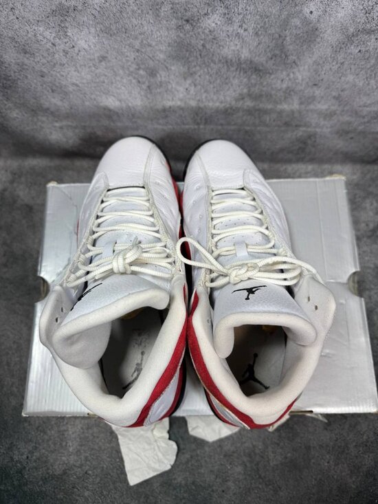 Size 12 | Jordan 13 Chicago With Box | Pre-Owned main image 7
